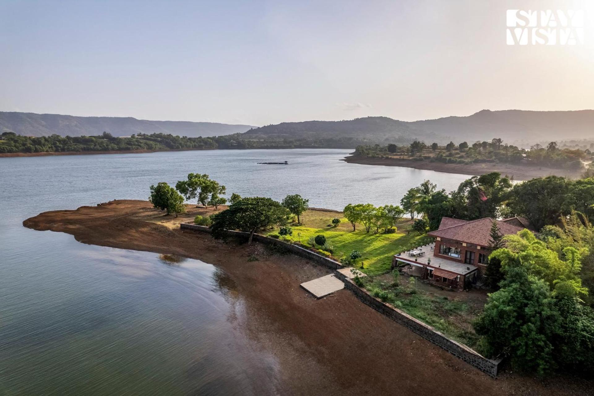 Stayvista At Three Shores With Lake View & Alfresco Dining Khamshet Luaran gambar